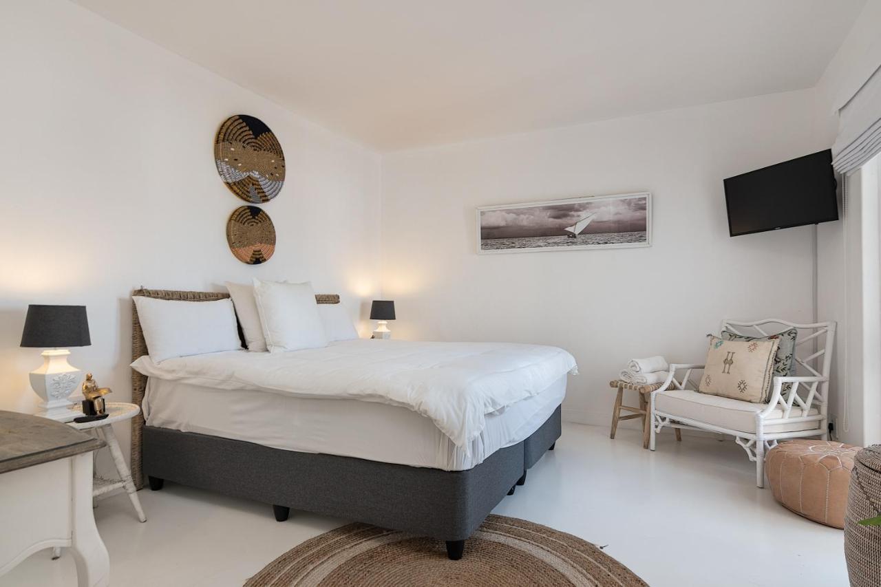 Apartment Santorini Perissa 16 - Family Only